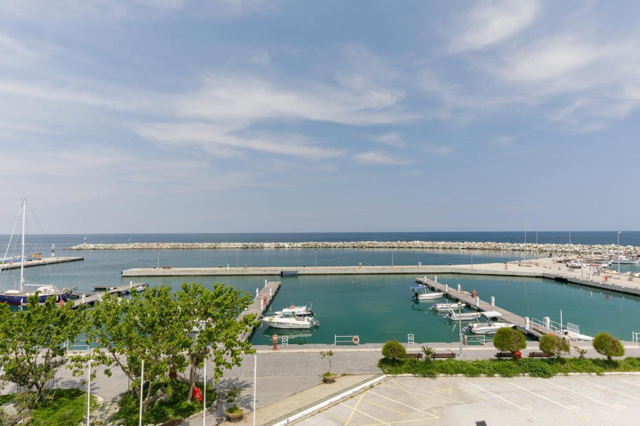 Diverso Platamon, Luxury Hotel & Suites Esterno foto